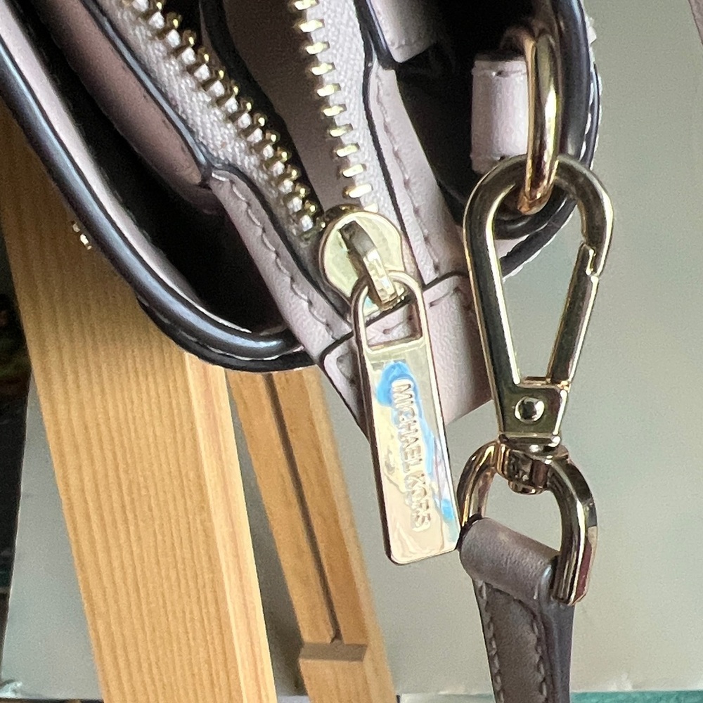 Michael Kors Women's Light Gray Satchel - Picture 8 of 13